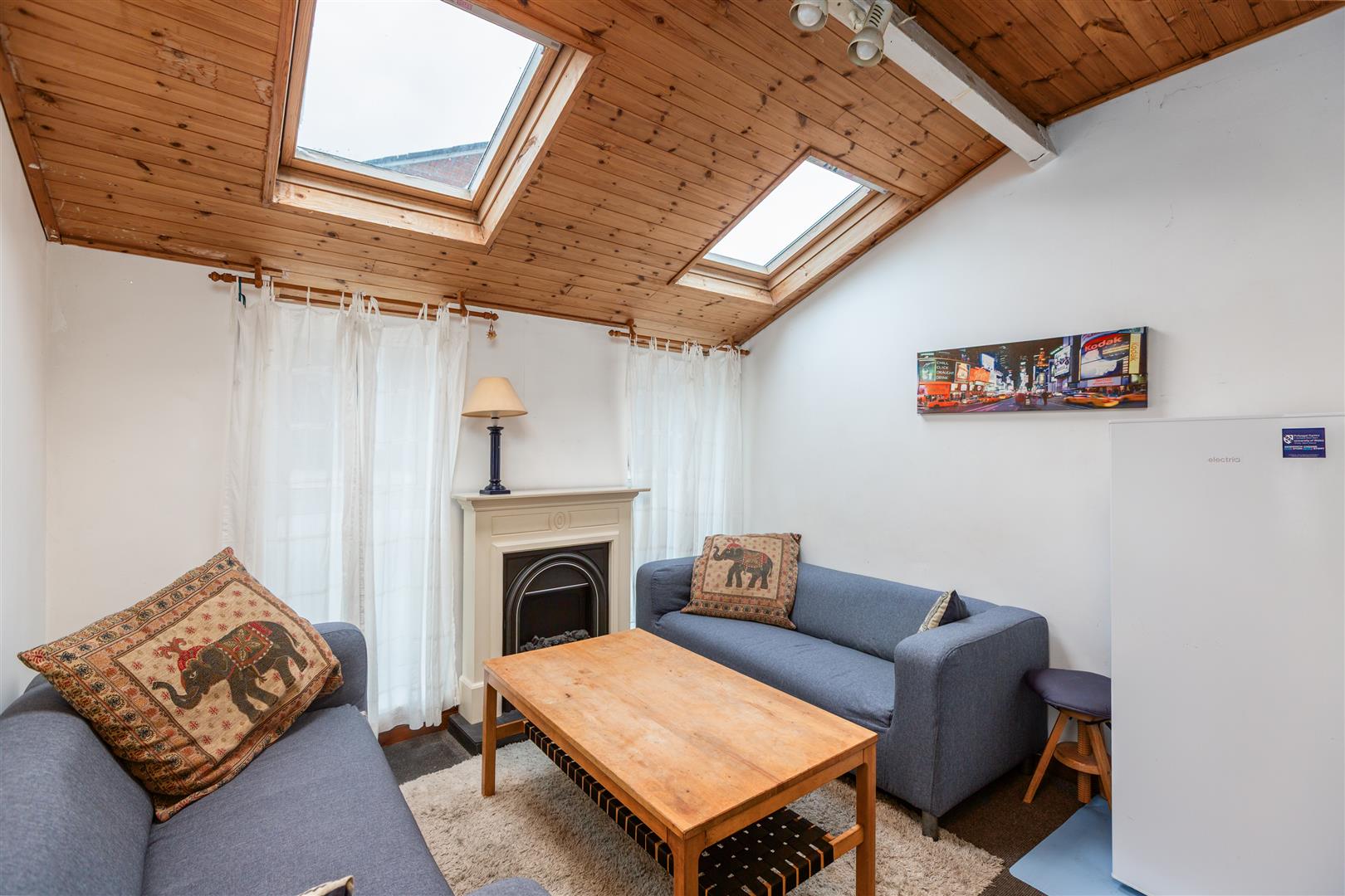 Rhyddings Park Road, Brynmill, Swansea, SA2 0AE